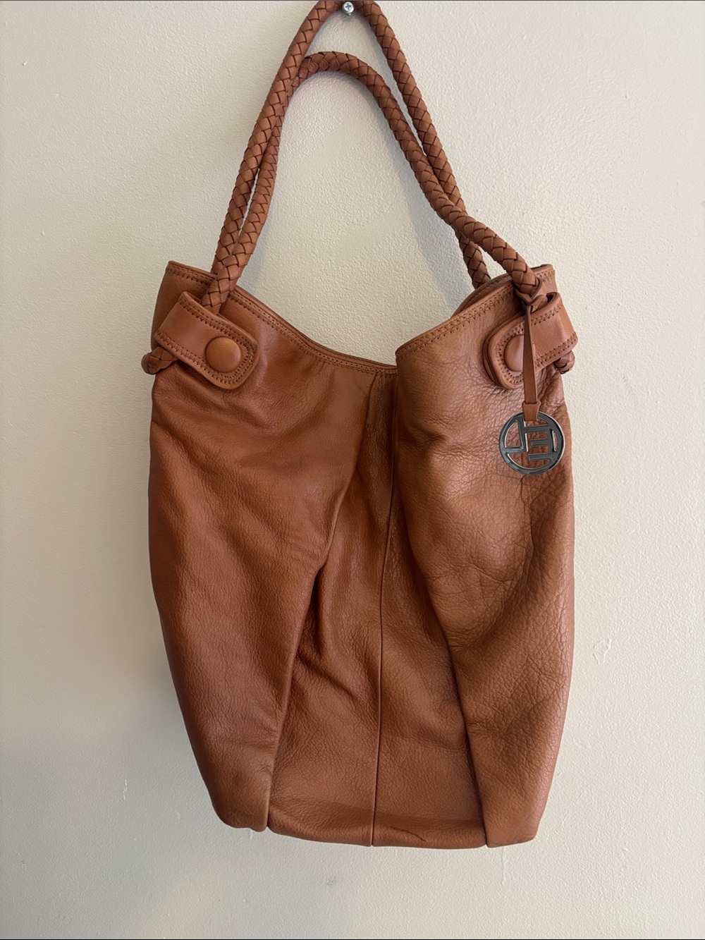 Leather Shoulder Tote Bag in Cognac Brown